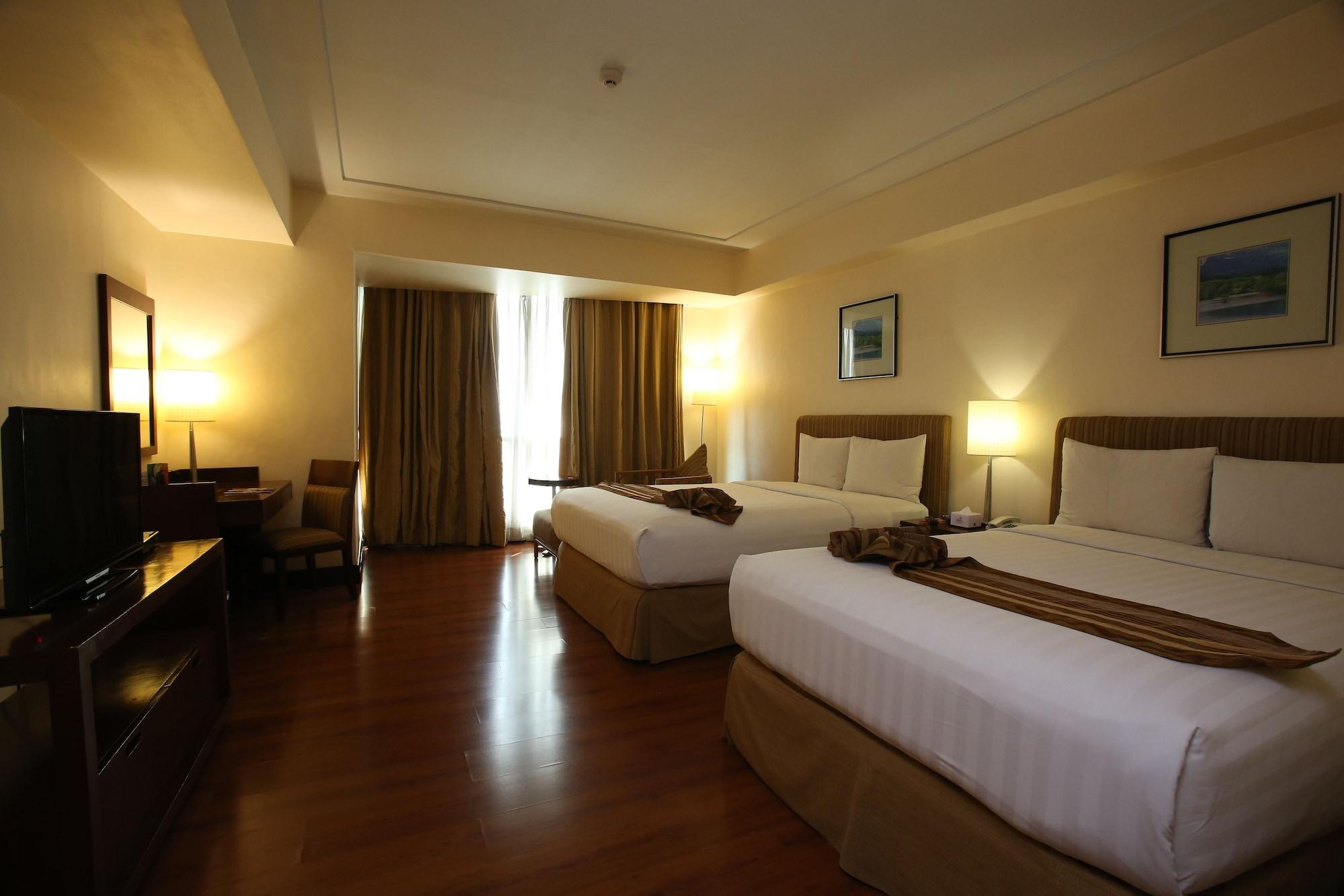 Crown Regency Hotel & Towers Cebu Exterior foto
