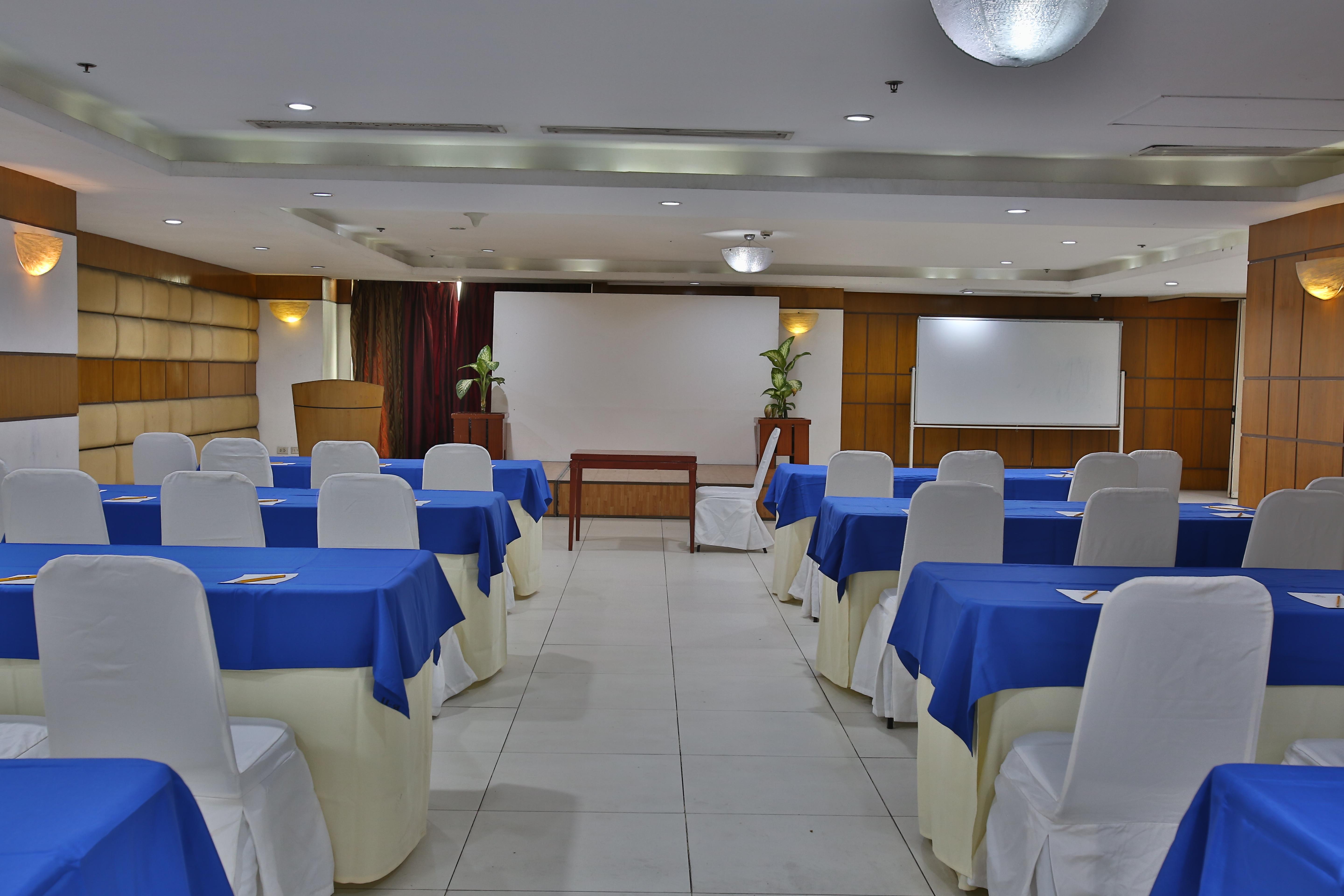 Crown Regency Hotel & Towers Cebu Exterior foto